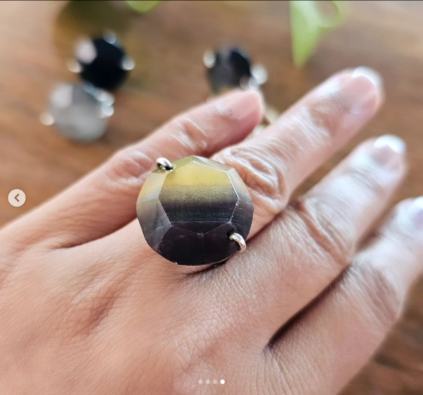 Minimal Jewelry - Image 3